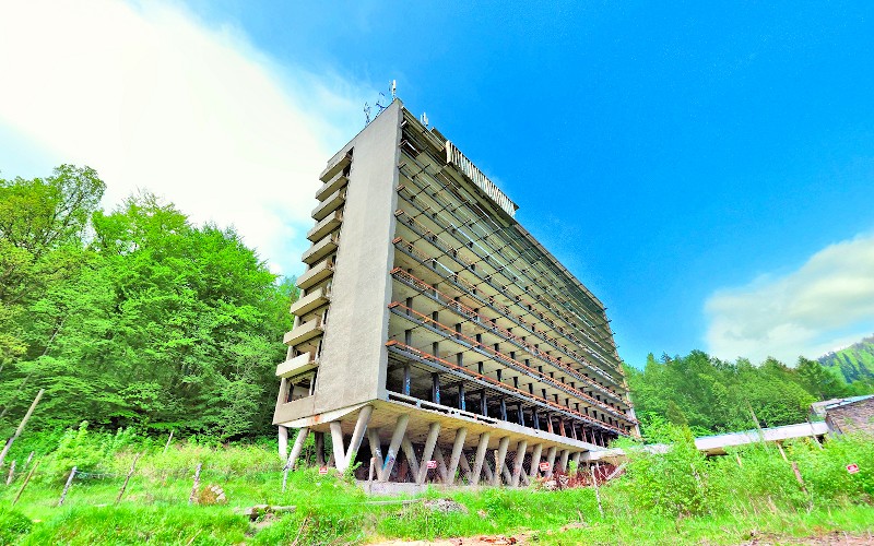 Panorama 360 - Zamknięty i opuszczony szpital Stalownik na zboczu Łysej Góry - zdjęcie 360 Bielsko-Biała