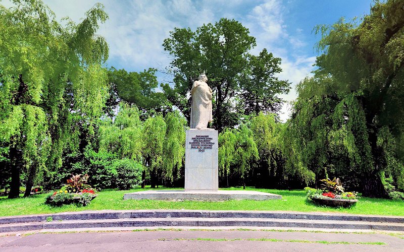 Panorama 360 - Pomnik Adama Mickiewicza w Parku Włókniarzy - zdjęcie 360 Bielsko-Biała